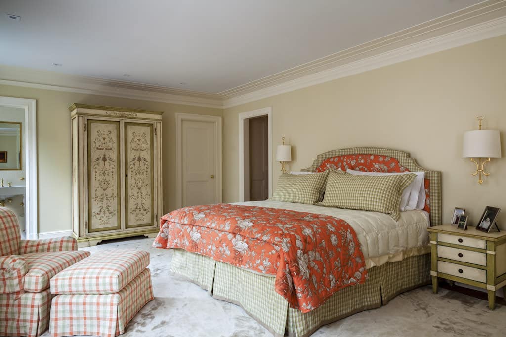 Ways to Use Living Coral | Patterned Linens